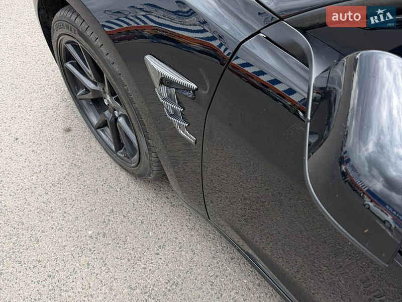 Седан Tesla Model 3 2022 в Луцьку