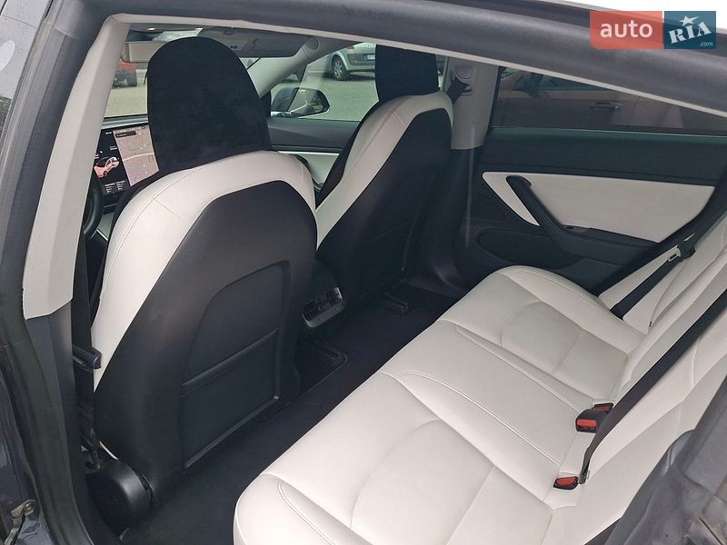 Седан Tesla Model 3 2018 в Запорожье