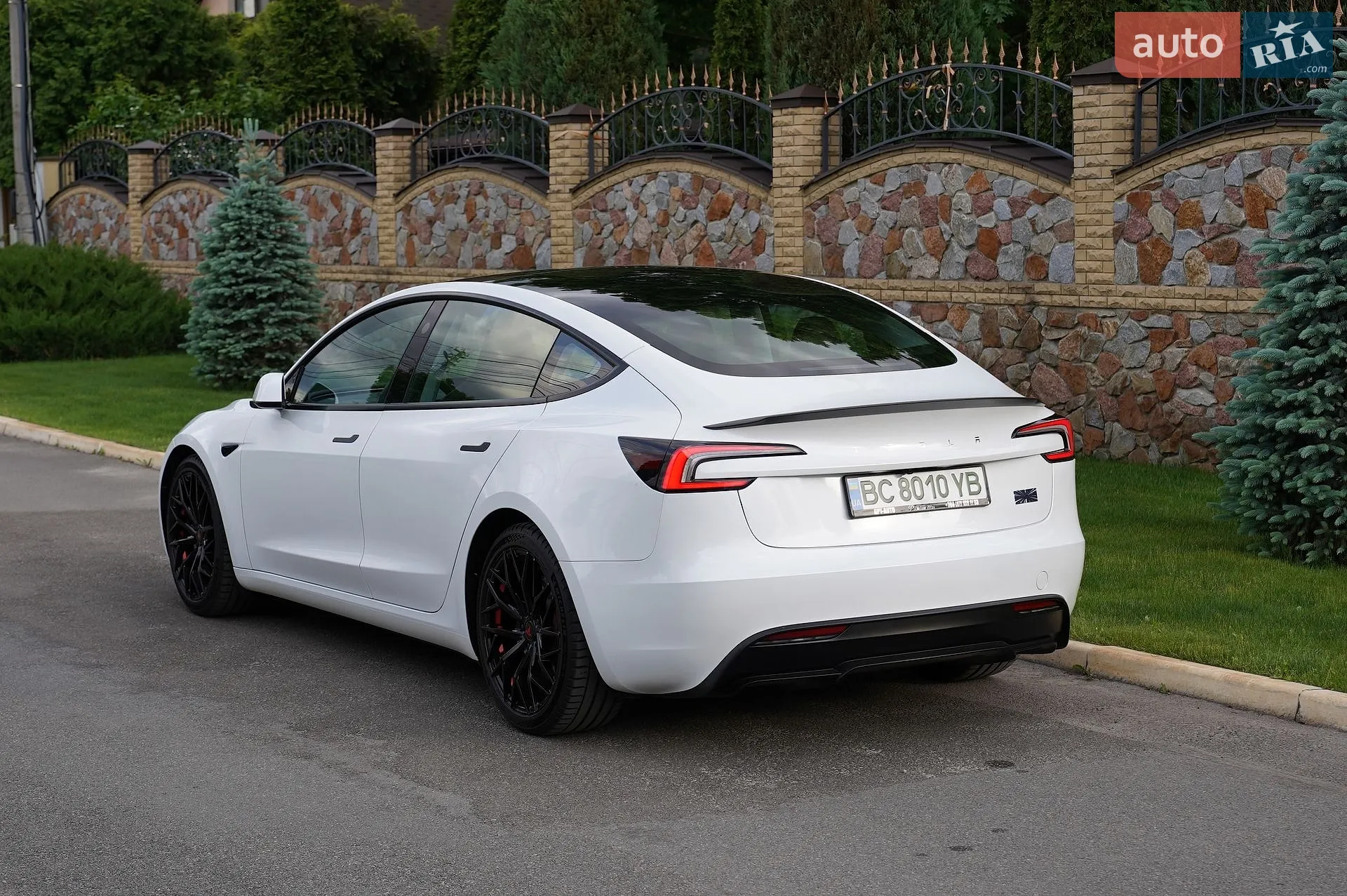 2024 Tesla Model 3 - мініатюра 10