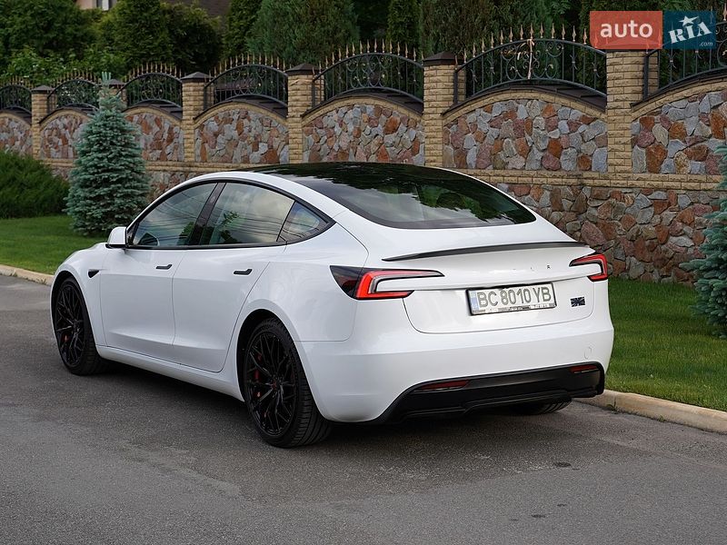 Седан Tesla Model 3 2024 в Києві фото 10 Седан Tesla Model 3 2024 в Києві