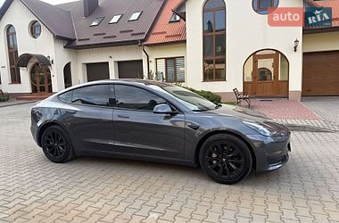 Седан Tesla Model 3 2021 в Хмельницькому