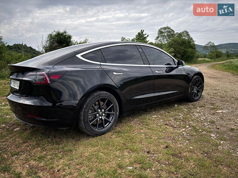 Седан Tesla Model 3 2018 в Долине фото 7 Седан Tesla Model 3 2018 в Долине