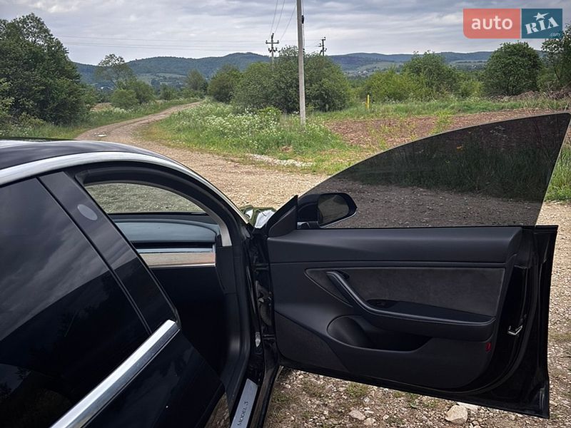 Седан Tesla Model 3 2018 в Долине фото 16 Седан Tesla Model 3 2018 в Долине