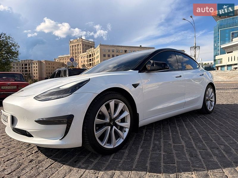 Седан Tesla Model 3 2019 в Харькове