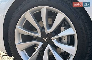 Седан Tesla Model 3 2019 в Харькове