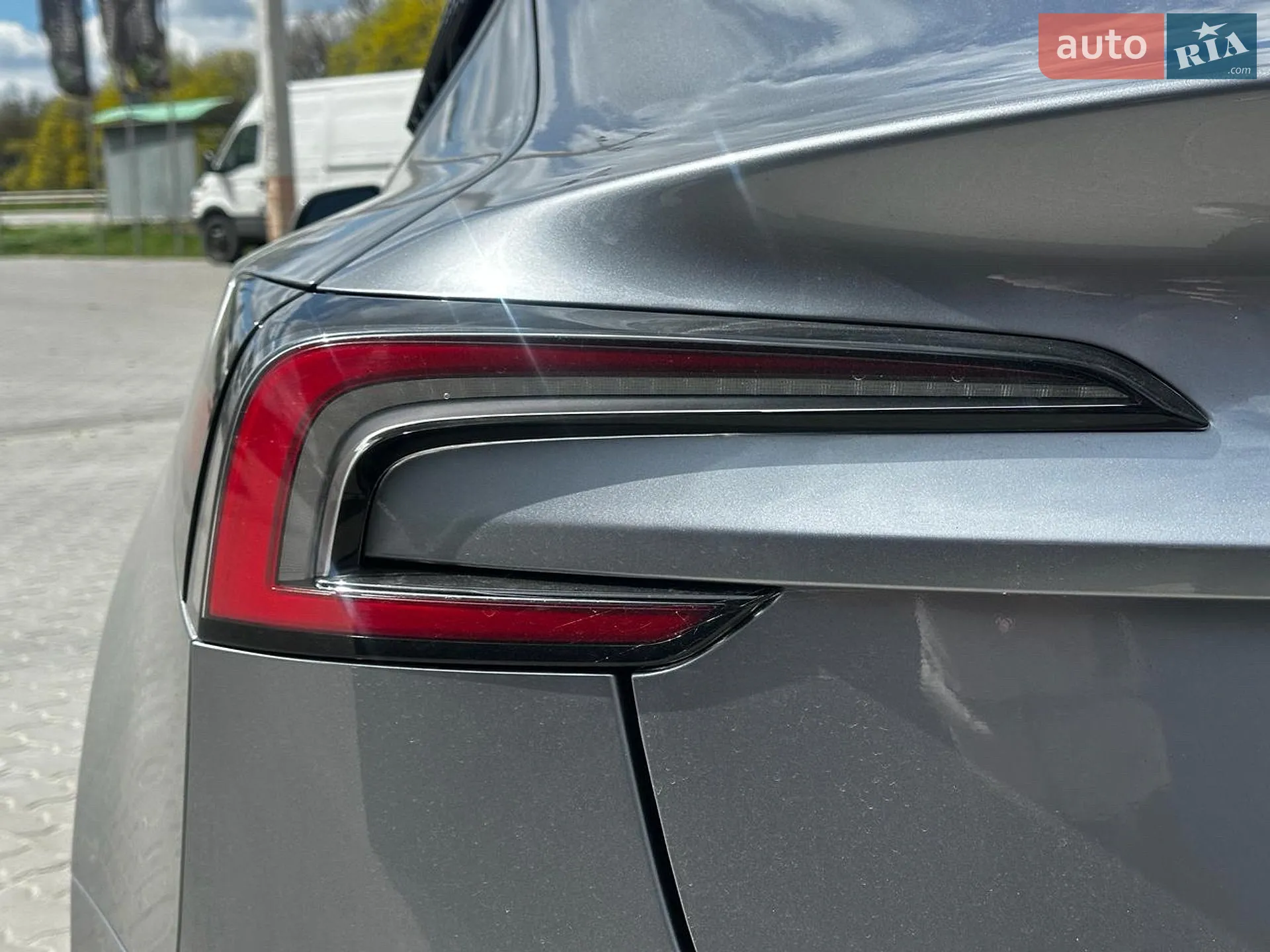 2025 Tesla Model 3 - мініатюра 7