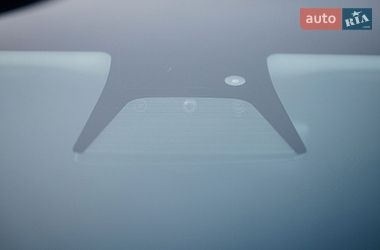 Седан Tesla Model 3 2021 в Стрию