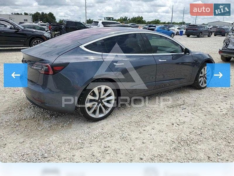Седан Tesla Model 3 2018 в Борисполе