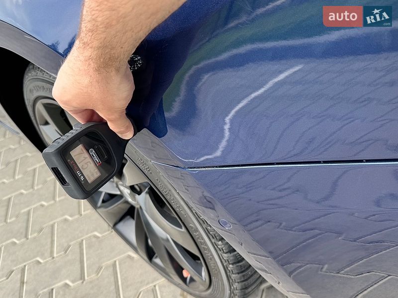 Седан Tesla Model 3 2022 в Виннице