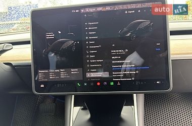 Седан Tesla Model 3 2018 в Днепре
