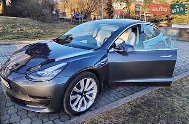 Седан Tesla Model 3 2019 в Виннице фото 17 Седан Tesla Model 3 2019 в Виннице