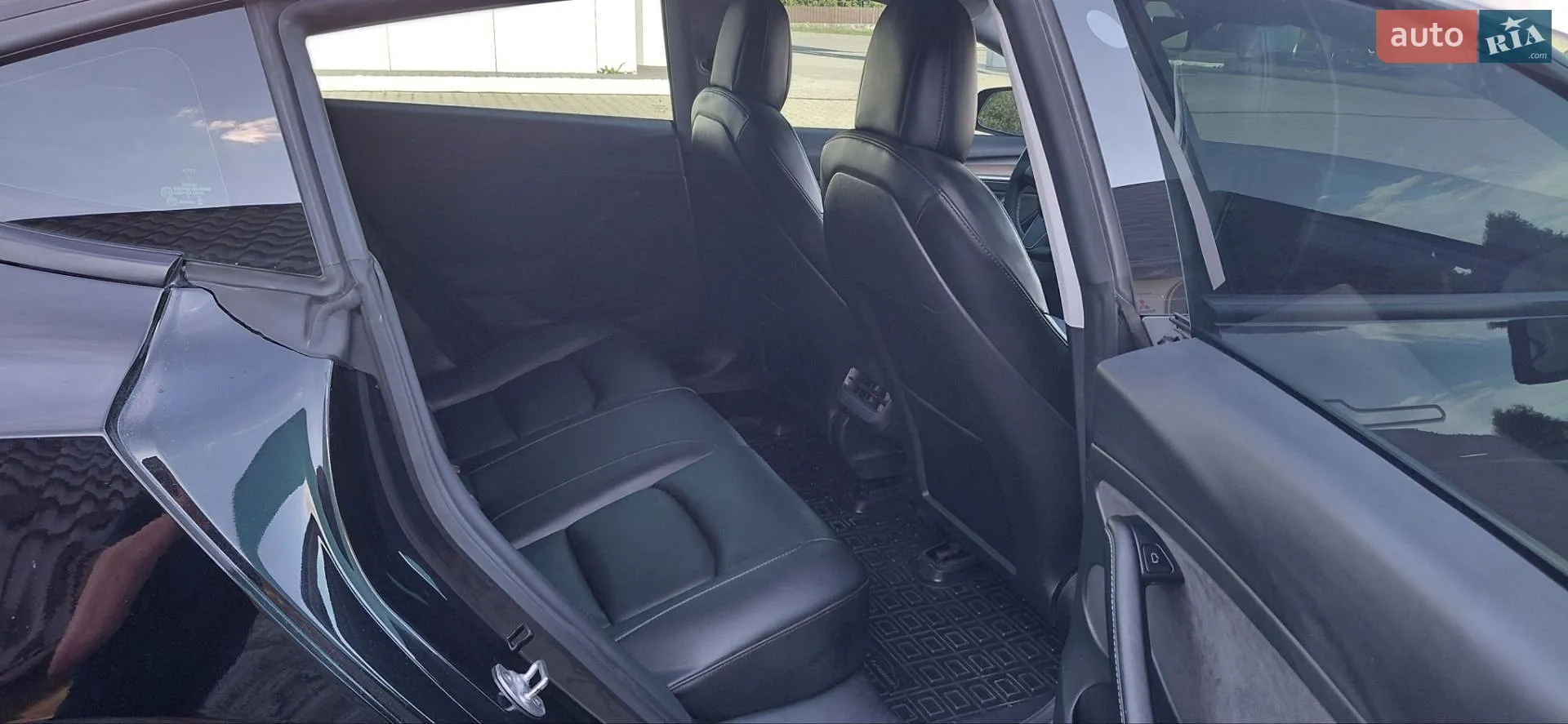 2022 Tesla Model 3 - мініатюра 14