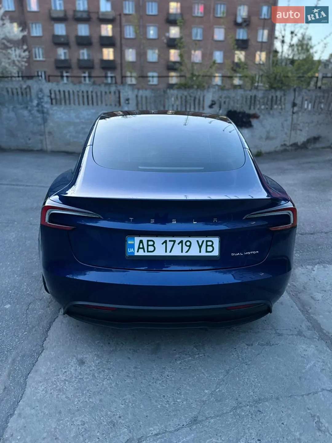 2024 Tesla Model 3 - мініатюра 10