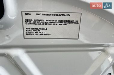 Седан Tesla Model 3 2022 в Костополе