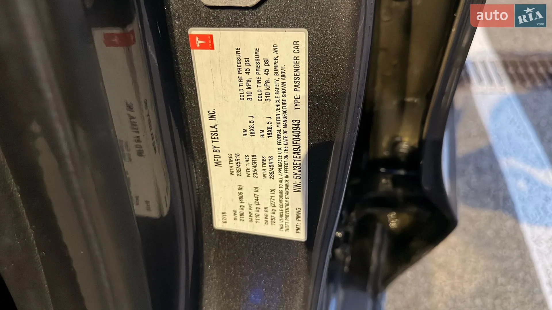 2018 Tesla Model 3 - мініатюра 6