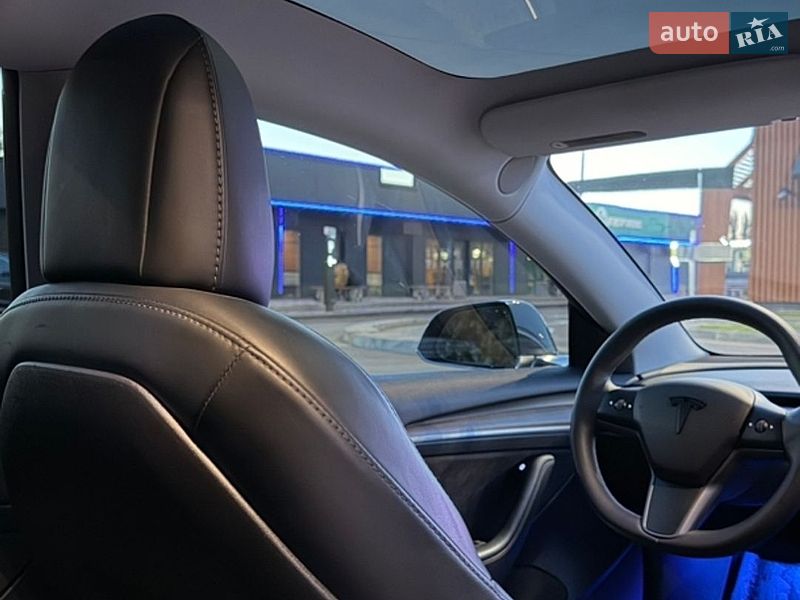 Седан Tesla Model 3 2018 в Борисполе