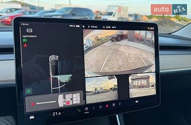 Седан Tesla Model 3 2018 в Луцке