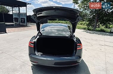 Седан Tesla Model 3 2018 в Новомосковську
