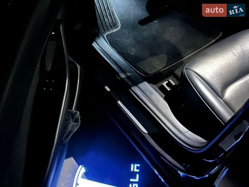 Седан Tesla Model 3 2018 в Самаре