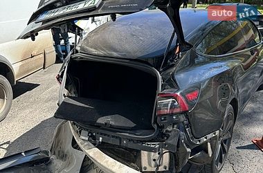 Седан Tesla Model 3 2018 в Одессе