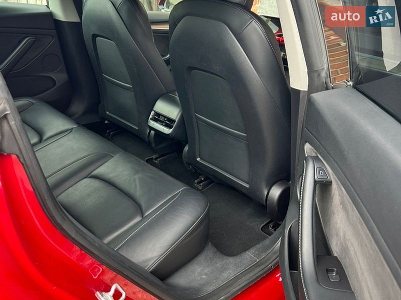 Седан Tesla Model 3 2022 в Хмельницькому