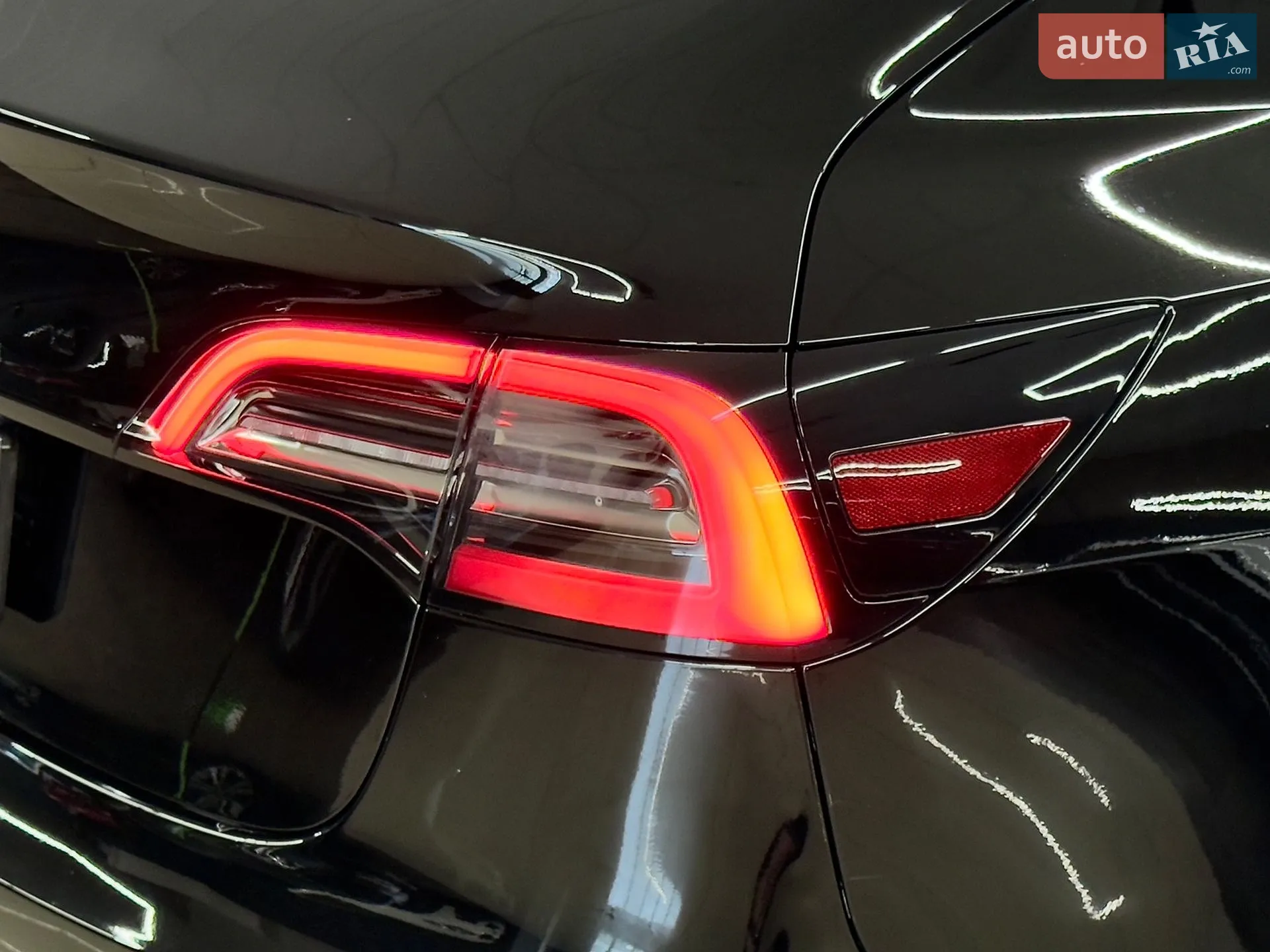 2019 Tesla Model 3 - мініатюра 10