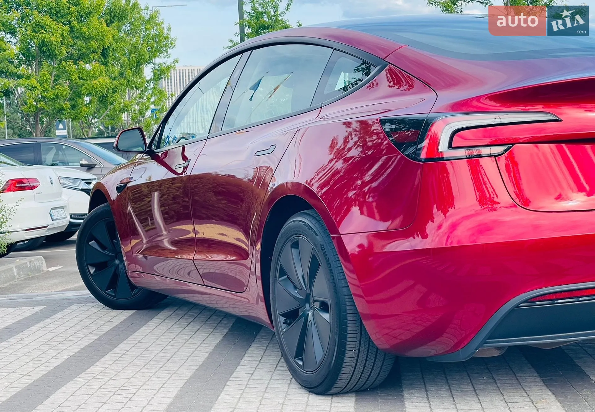 2024 Tesla Model 3 - мініатюра 9
