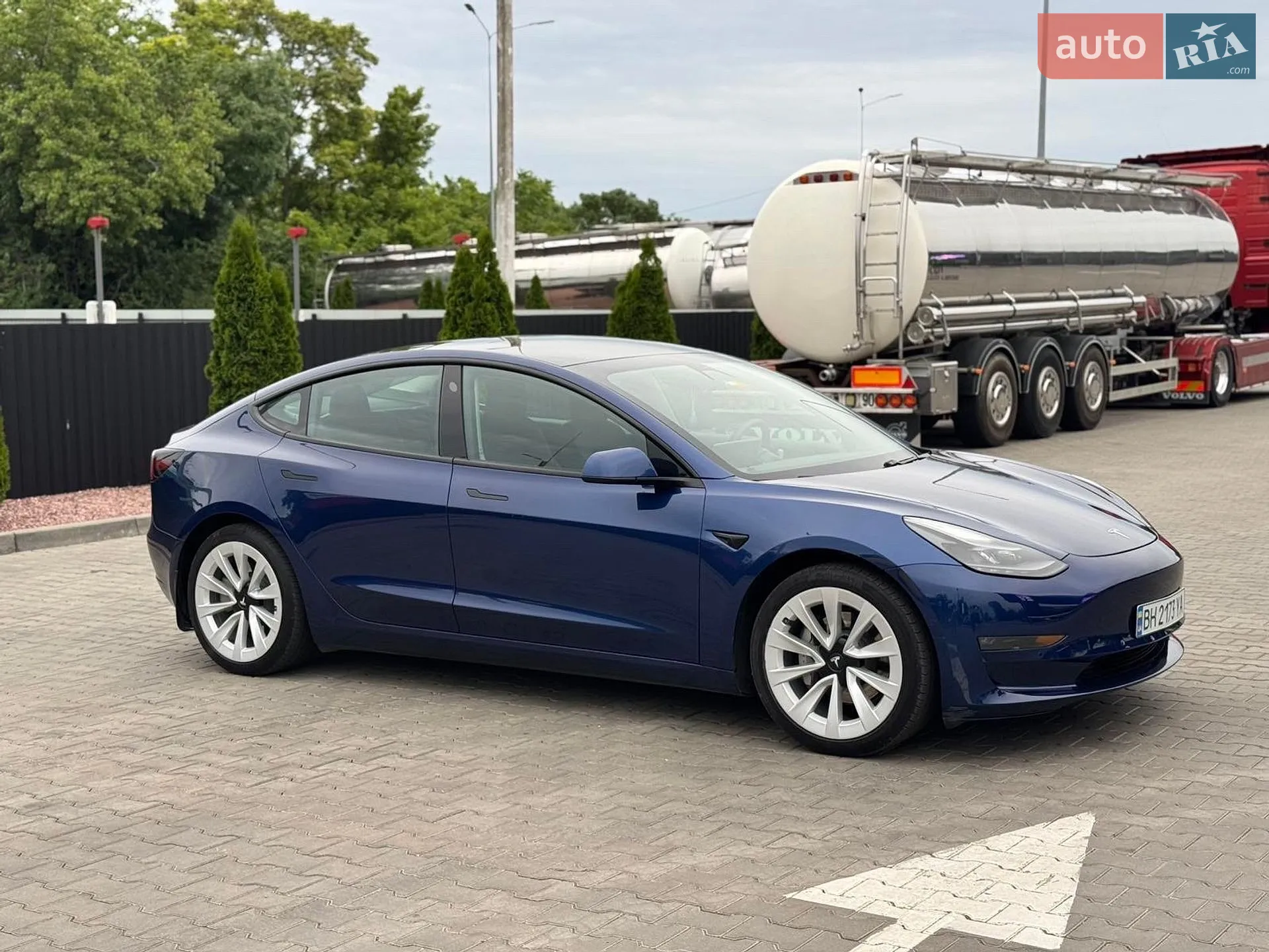 2021 Tesla Model 3 - мініатюра 3