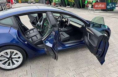Седан Tesla Model 3 2021 в Одесі