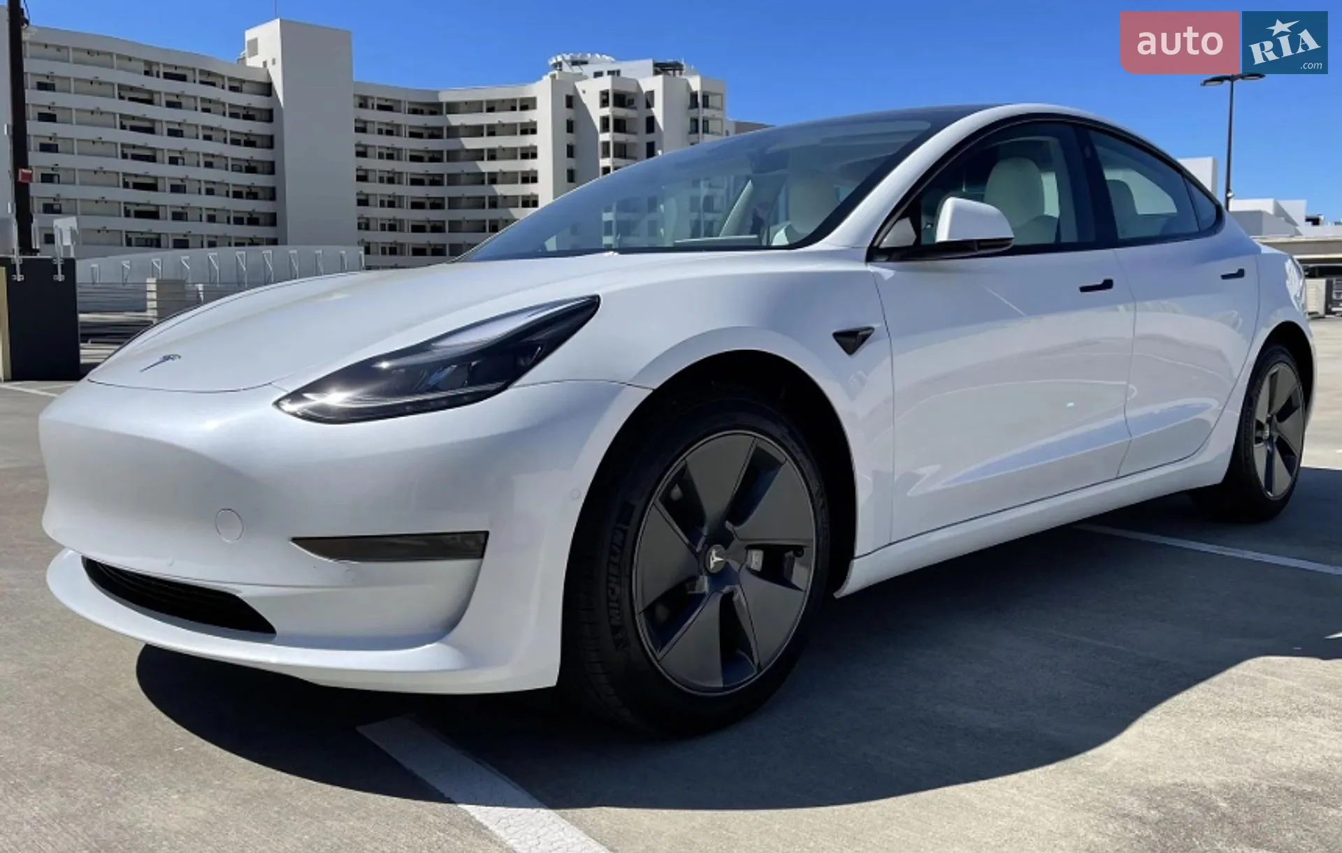 2022 Tesla Model 3 - мініатюра 3