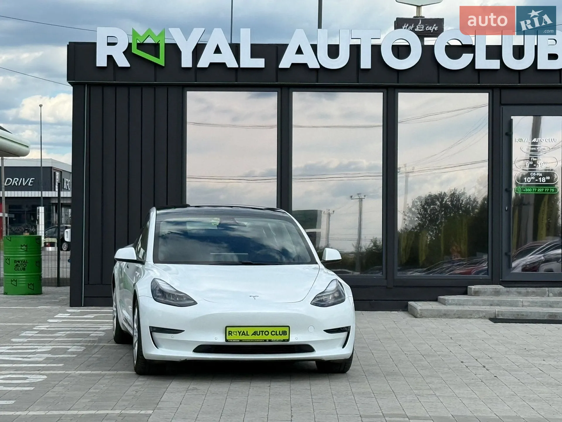 2021 Tesla Model 3 - фото 1