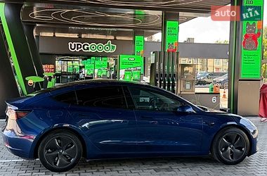 Седан Tesla Model 3 2021 в Одессе