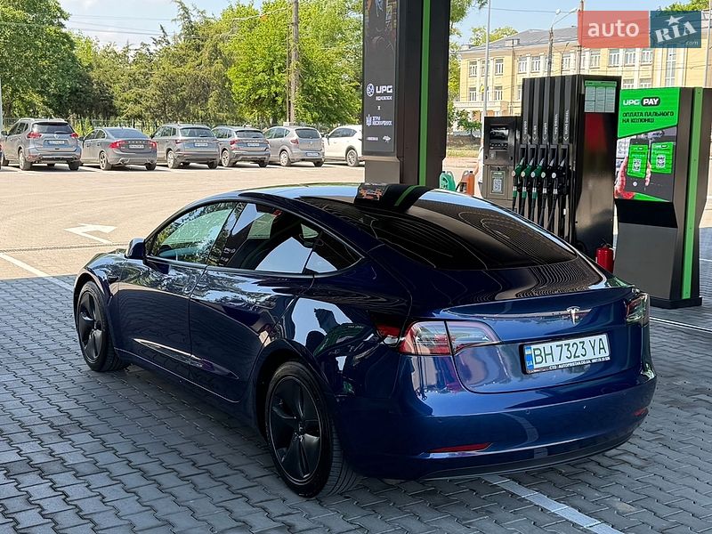 Седан Tesla Model 3 2021 в Одессе