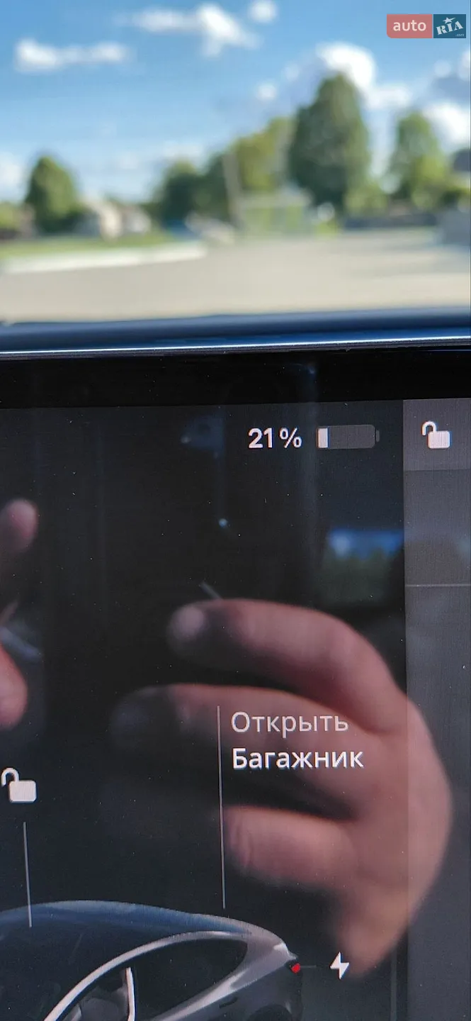 2025 Tesla Model 3 - мініатюра 35