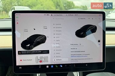 Седан Tesla Model 3 2019 в Луцьку