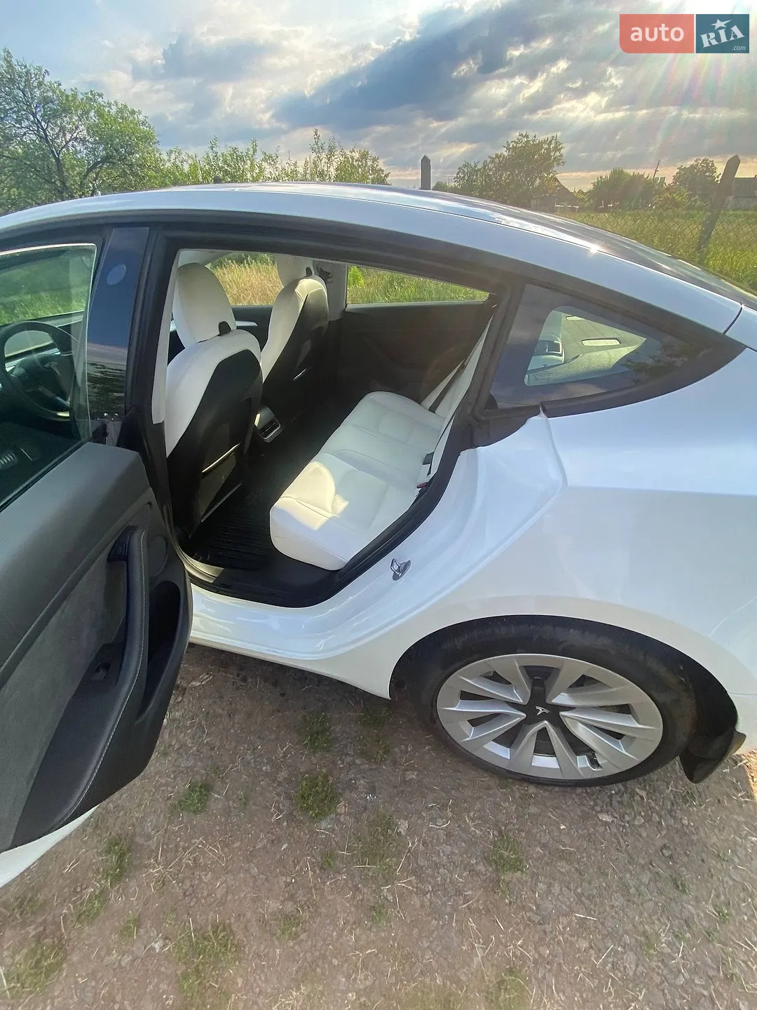 2022 Tesla Model 3 - мініатюра 13