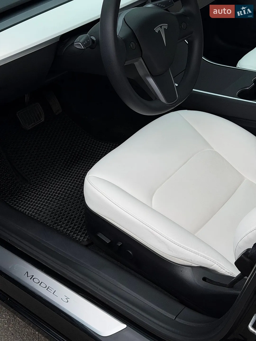 2019 Tesla Model 3 - мініатюра 21