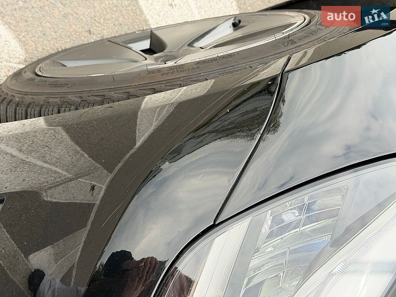 Седан Tesla Model 3 2019 в Киеве