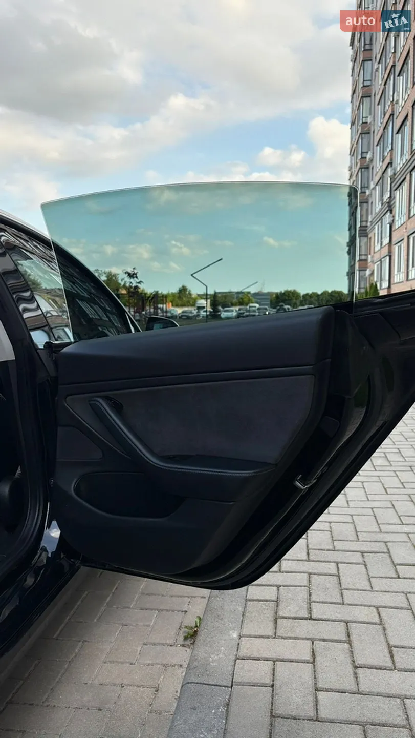 2018 Tesla Model 3 - мініатюра 24