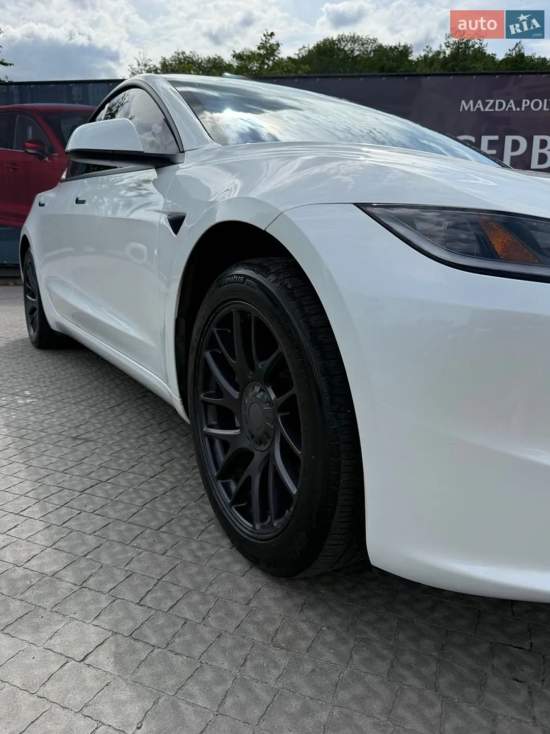 2024 Tesla Model 3 - мініатюра 9