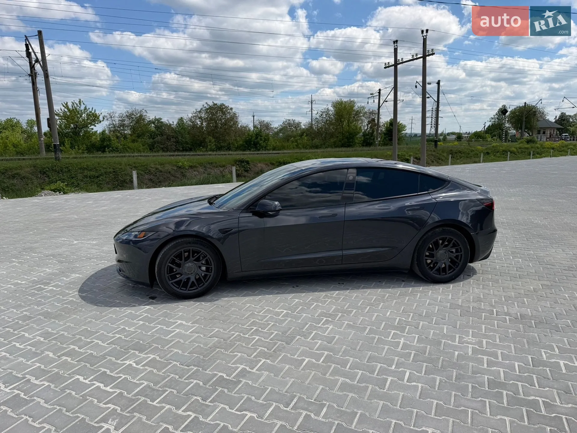 2024 Tesla Model 3 - мініатюра 9