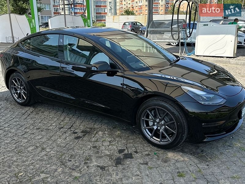 Седан Tesla Model 3 2022 в Хмельницькому