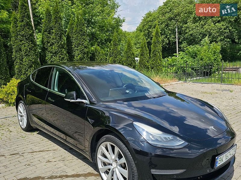 Tesla Model 3 2018
