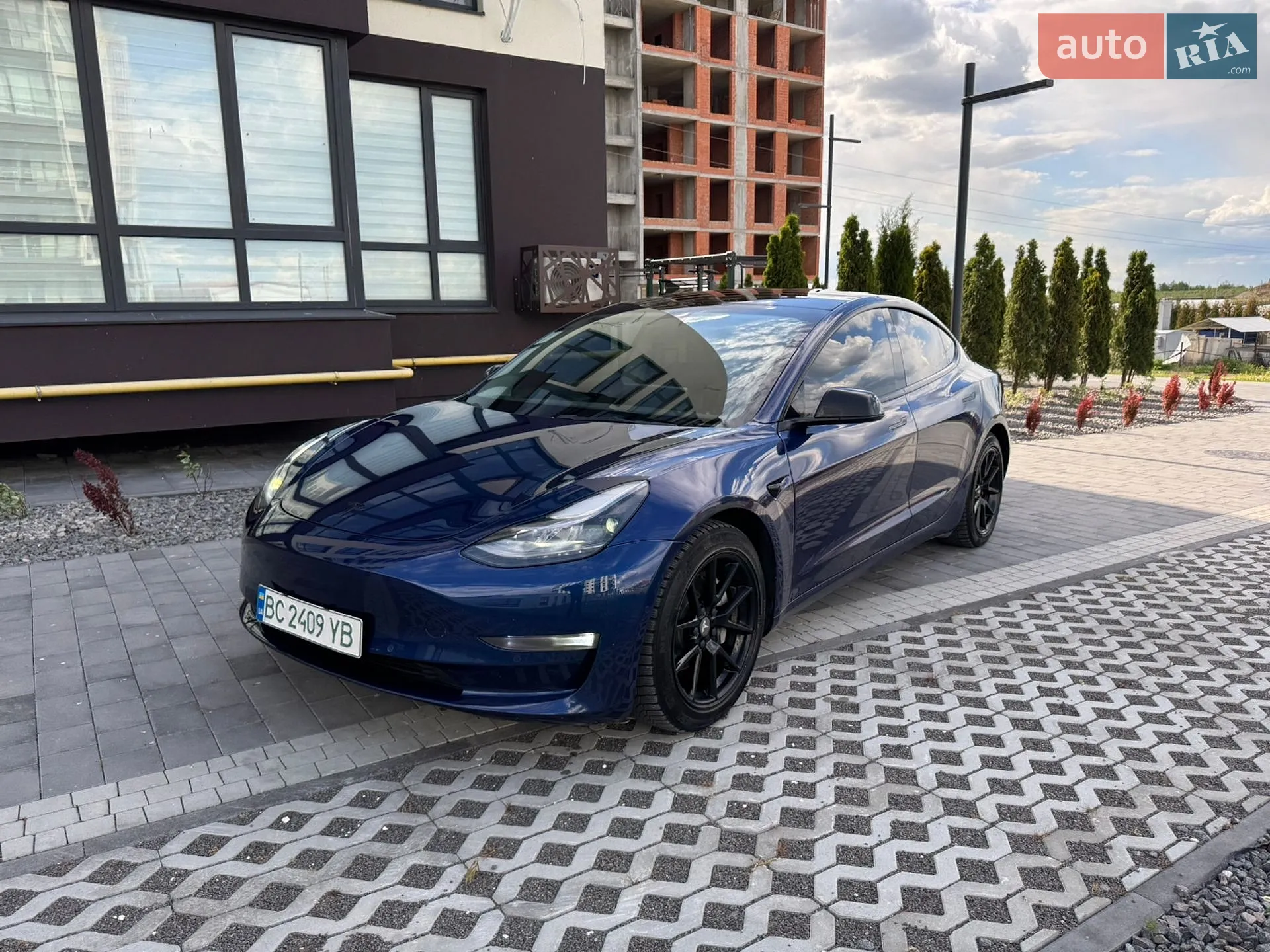 2022 Tesla Model 3 - фото 1