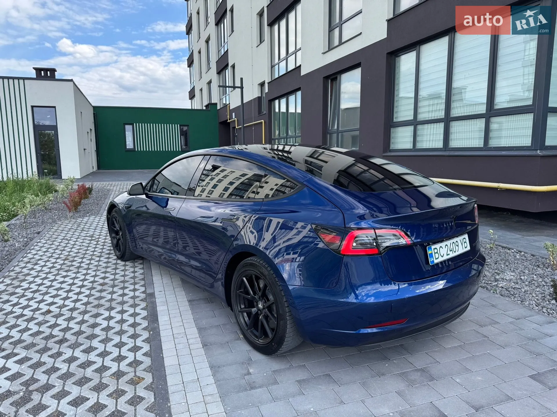 2022 Tesla Model 3 - мініатюра 9