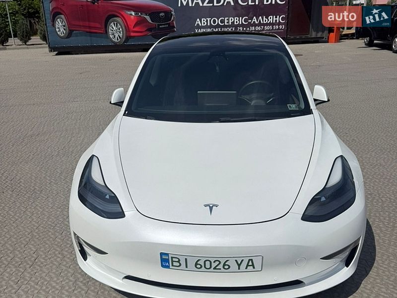 Tesla Model 3 2021