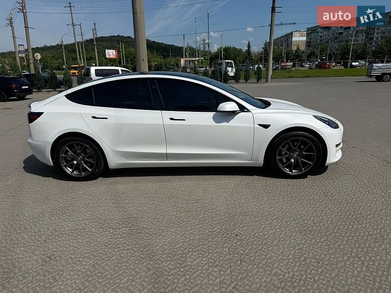 Седан Tesla Model 3 2021 в Полтаві фото 7 Седан Tesla Model 3 2021 в Полтаві