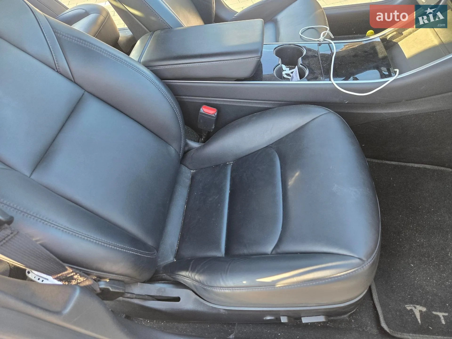 2019 Tesla Model 3 - мініатюра 18