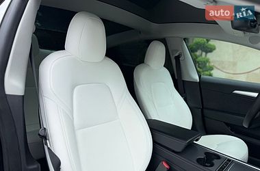 Седан Tesla Model 3 2022 в Львові