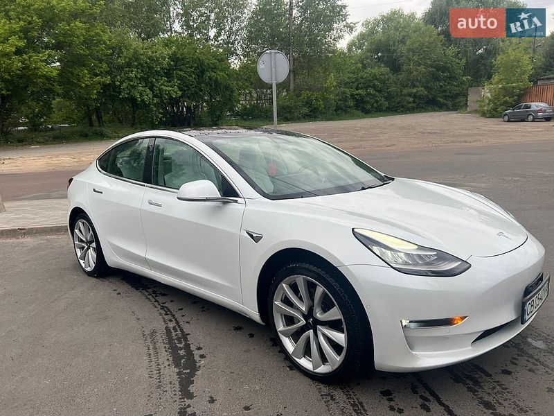 Седан Tesla Model 3 2019 в Чернигове фото 4 Седан Tesla Model 3 2019 в Чернигове